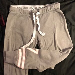 Light joggers (gray)